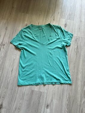 Madewell Softfade Cotton V-Neck Tee Sz Medium